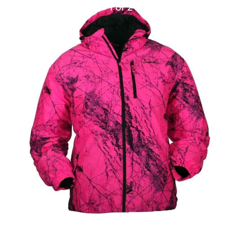 Women's medium hot pink camo hunting/ winter jacket
